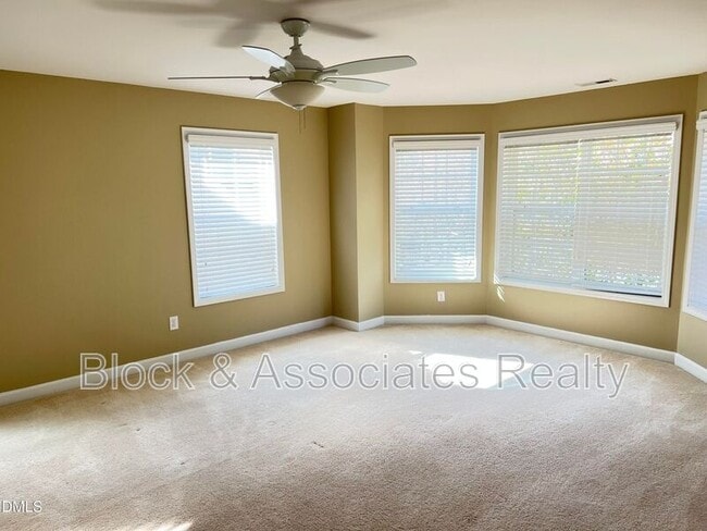 Building Photo - 936 Bentbury Way