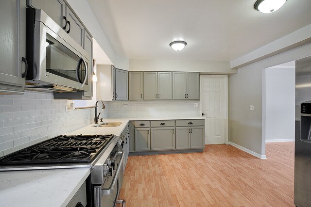Building Photo - 5508 S Bruner St