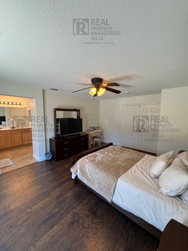 Building Photo - Spacious 4-Bedroom Menifee Home with Open ...