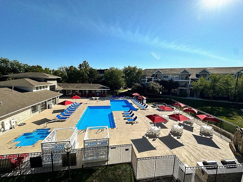 The_Landing_Lawrence_Aerial_View_Pool - The Landing Lawrence