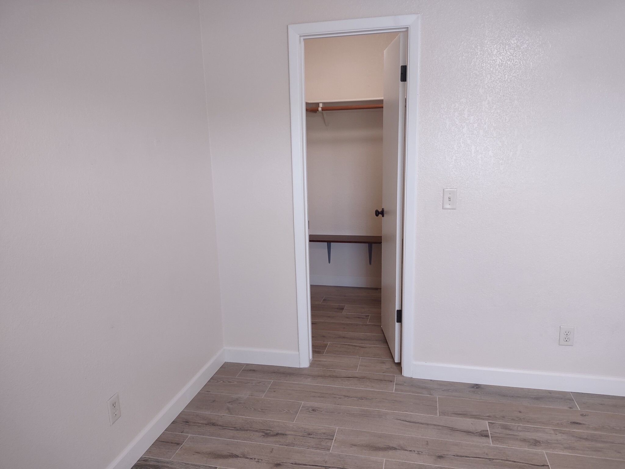 Building Photo - 1765 Palo Verde Blvd S