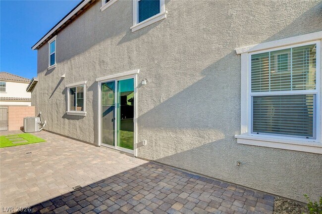 Building Photo - 2730 Alfena Pl