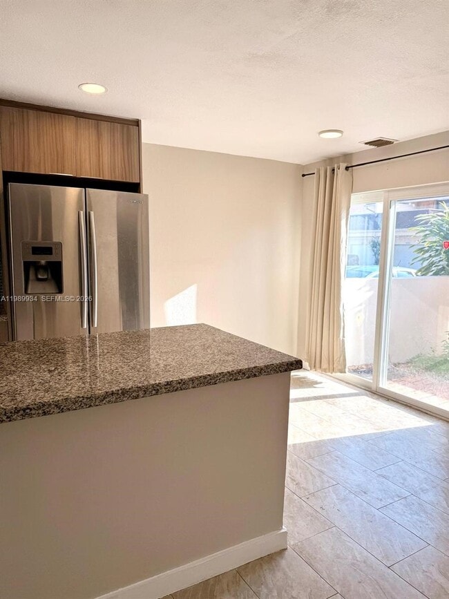 Building Photo - 833 NW 81st Terrace