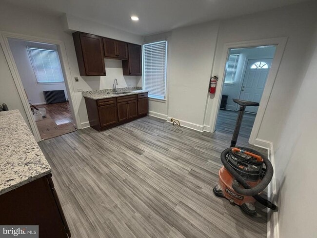 Building Photo - 1206 Green St