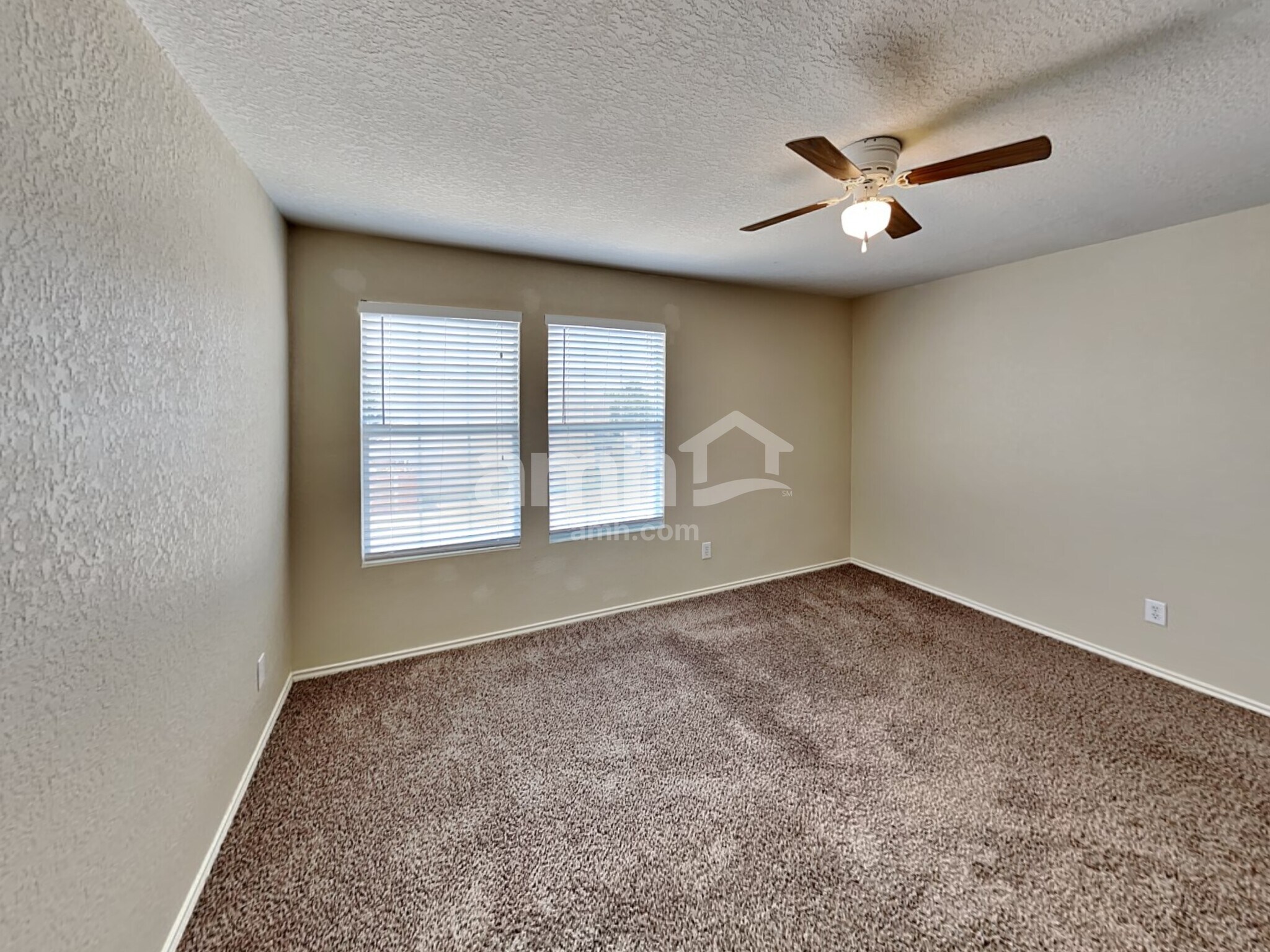 Building Photo - 3739 Hideaway Grn