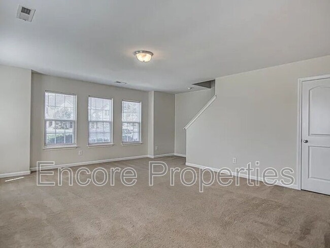 Building Photo - 4293 Youngstown Dr