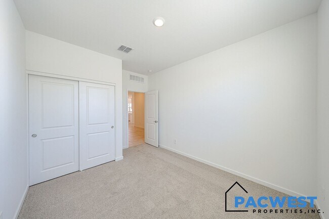 Building Photo - Your new home for lease!