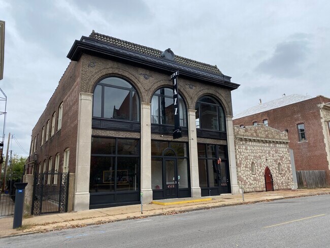 Building Photo - 4515 Olive St