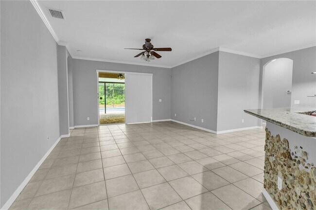 Building Photo - 721 Stonecrest Dr