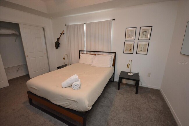 Building Photo - 5453 Paradise Cay Cir