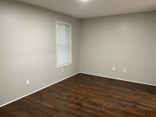 Building Photo - 25 Brianfield Cv