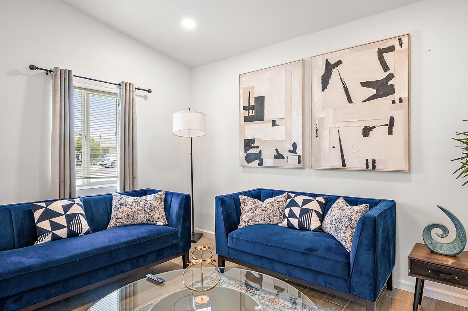 Building Photo - 5148 N 22nd Ave