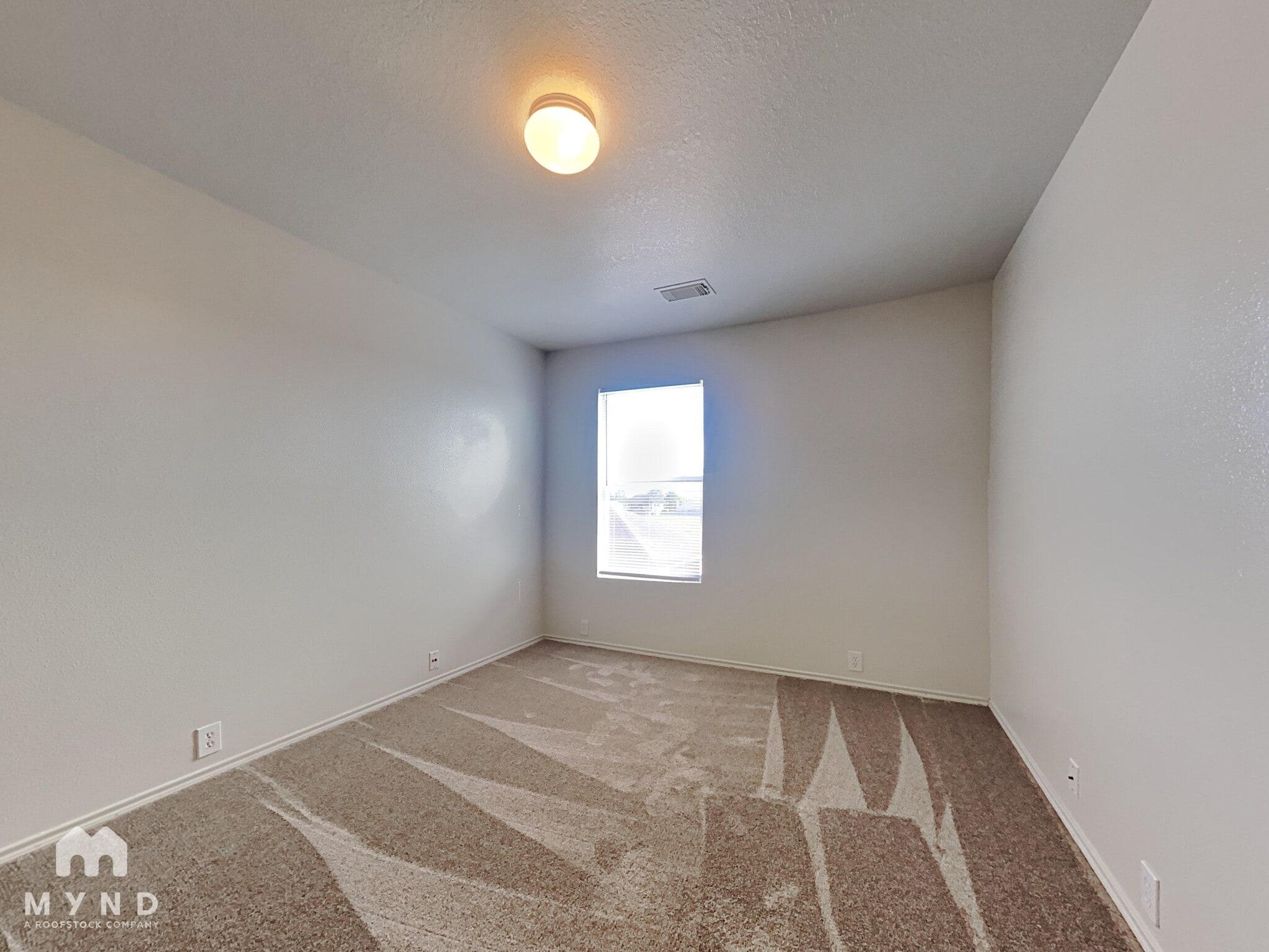 Building Photo - 16859 Mammoth Springs Dr