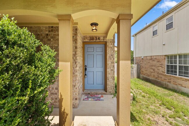 Building Photo - 3634 Windhill Loop