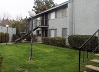 Building Photo - STA325