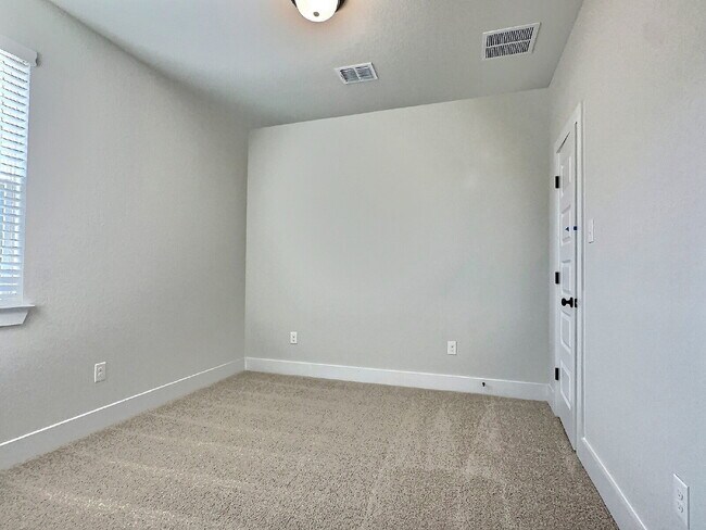Building Photo - Step into a gorgeous, brand new home waiti...