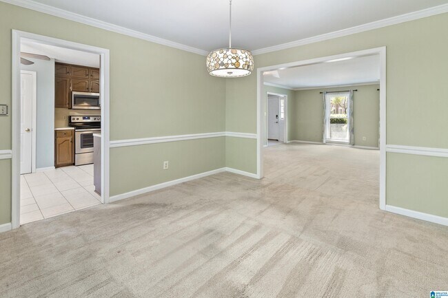 Building Photo - 22 Ashford Cir