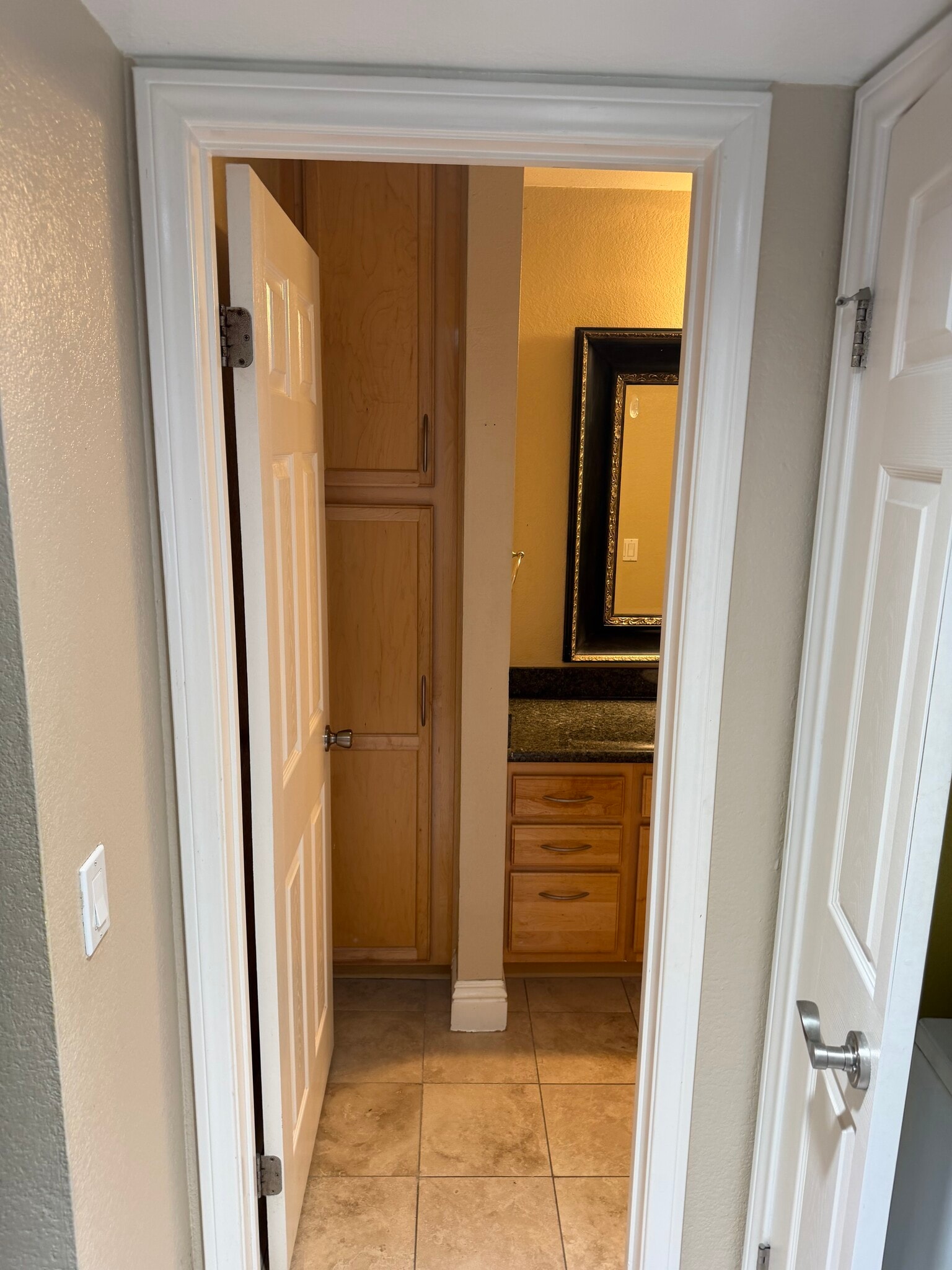 Building Photo - 2525 San Gabriel Way