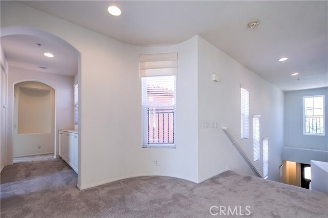 Building Photo - 15 Riva Dr