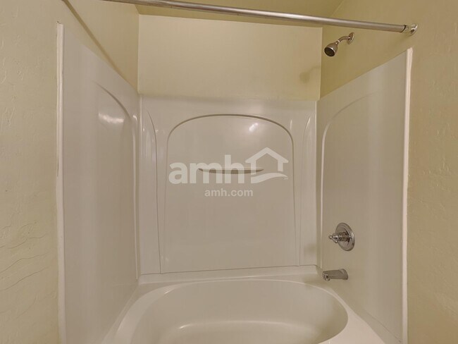 Building Photo - 11652 N 151st Ln