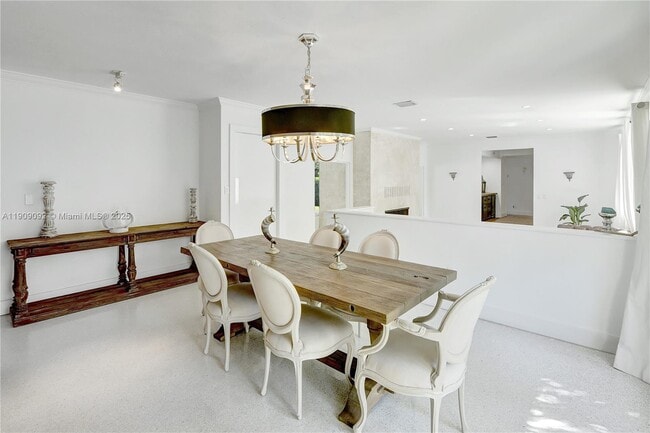 Building Photo - 1125 NE 91st Terrace