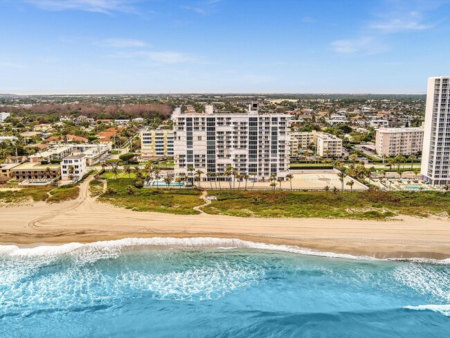 Building Photo - 3000 S Ocean Blvd