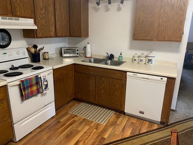Building Photo - 2622 Nelson Drive, Unit 3