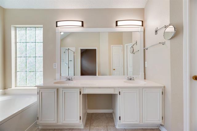 Building Photo - 10603 Ambergate Ln