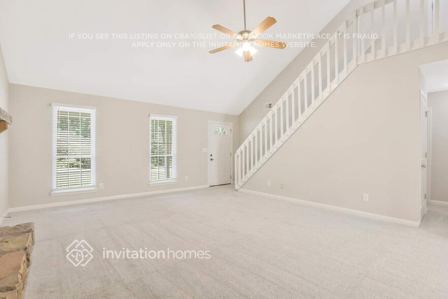 Building Photo - 1356 Gray Rock Dr