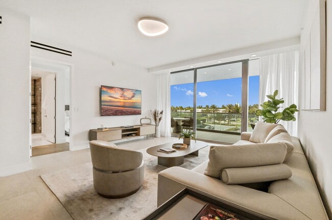 Building Photo - 10203 Collins Ave