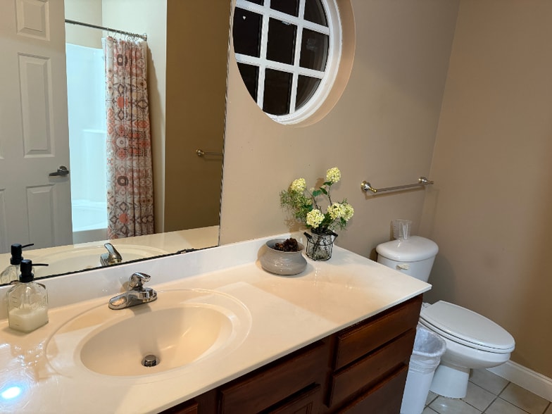 Building Photo - 312 Long Pointe Ln