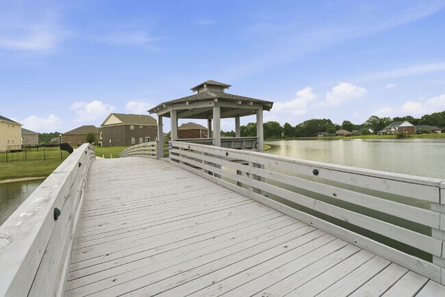 Building Photo - Now available, freshly painted with a community pool!