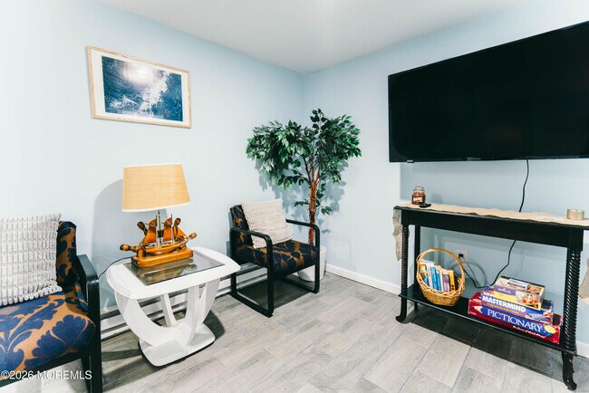 Building Photo - 13 Decatur Ave