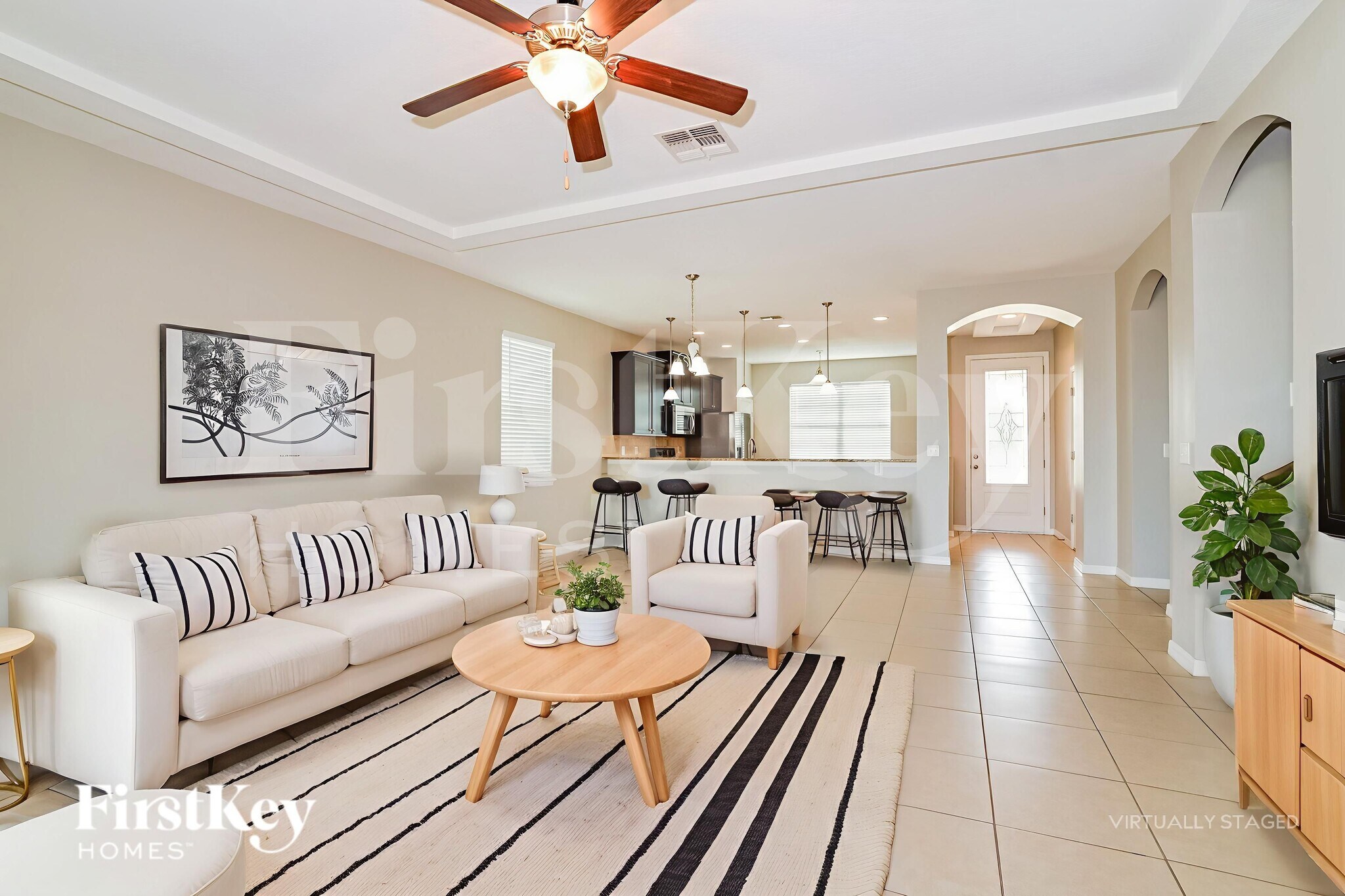 Building Photo - 607 Silverthorn Pl