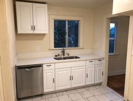 Building Photo - 3615 Edenhurst Ave