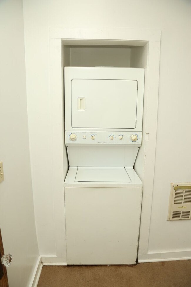 Building Photo - 124 Buck Mountain Rd