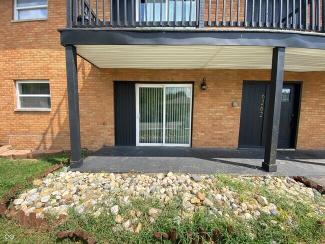 Building Photo - 6262 Eastridge Dr