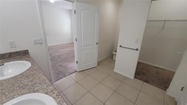 Building Photo - 1709 Wallace Manor Loop