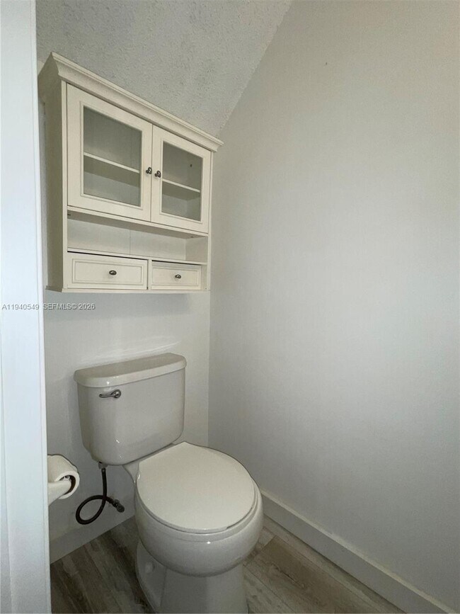 Building Photo - 207 Mallory Ct