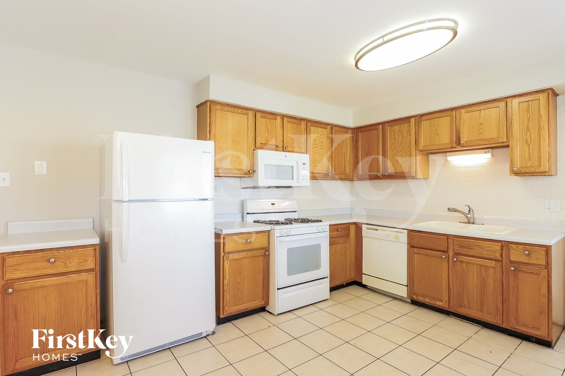 Building Photo - 504 E 163rd St