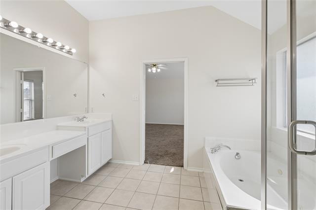 Building Photo - 1616 Broadmoor Dr