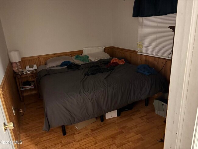 Building Photo - 161 Cedarview Ln