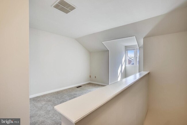 Building Photo - 510 Colecroft Ct