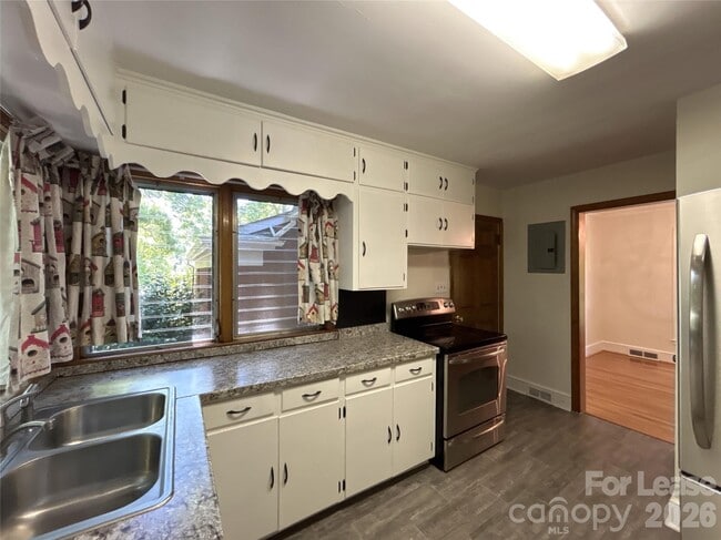 Building Photo - 6602 Allen Black Rd