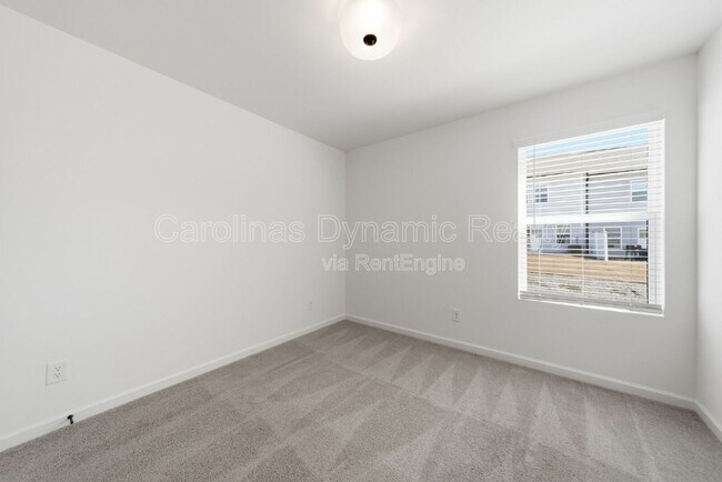 Building Photo - 11936 Basking Dr