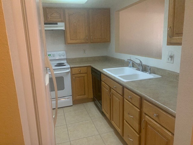 Building Photo - 9064 N 68th Ln