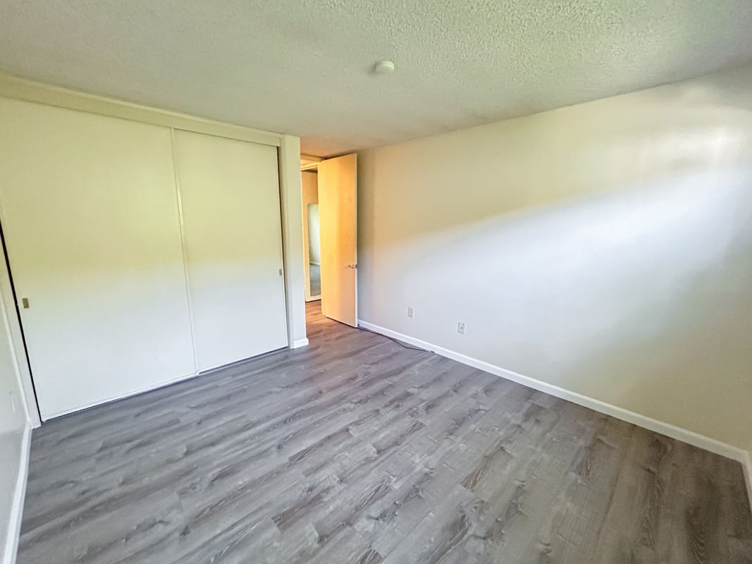 Building Photo - 4675 Bancroft St
