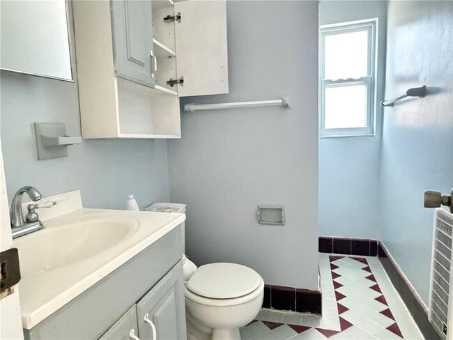 Building Photo - 1481 Drew St