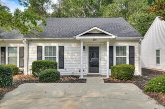Building Photo - 8035 Reagan Cir