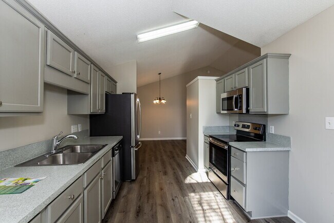 Building Photo - 9033 Shenington Pl